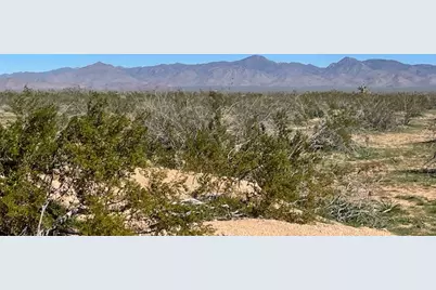 2416 E Mesquite, Yucca, AZ 86438 - Photo 4