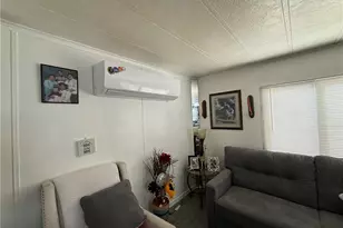 1776 Arrowhead Dr, Bullhead City, AZ 86442 - Photo 4