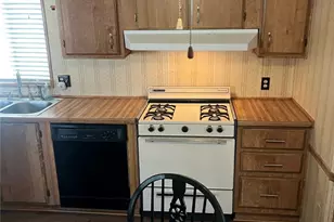 656 E Gordon Dr, Mohave Valley, AZ 86440 - Photo 10