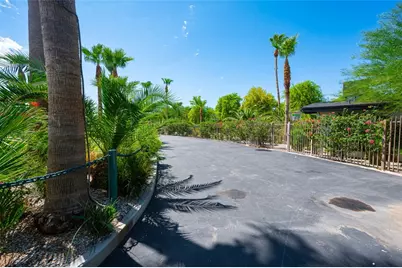 2193 Riviera Loop, Bullhead City, AZ 86442 - Photo 2