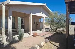 4943 W Safari Dr, Golden Valley, AZ 86413 - Photo 1