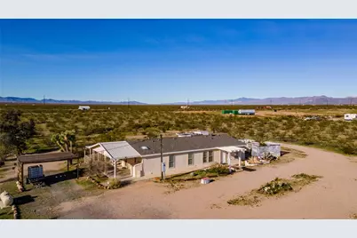 4943 W Safari Drive, Golden Valley, AZ 86413 - Photo 32