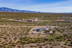 4943 W Safari Dr, Golden Valley, AZ 86413 - Photo 28