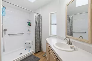 4943 W Safari Dr, Golden Valley, AZ 86413 - Photo 14