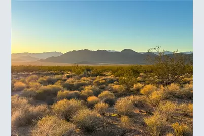 6927 E Concho Place, Kingman, AZ 86401 - Photo 1