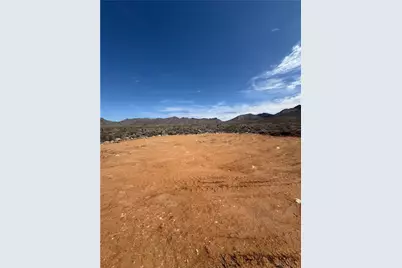 12 Magnolia Drive, Dolan Springs, AZ 86441 - Photo 2