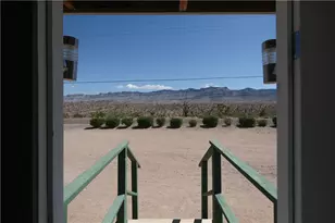 31 W Middle Point Dr, Meadview, AZ 86444 - Photo 8