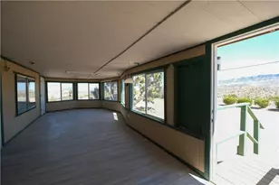 31 W Middle Point Dr, Meadview, AZ 86444 - Photo 10