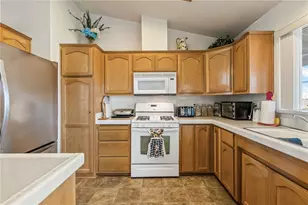 1545 E El Rodeo Rd, Fort Mohave, AZ 86426 - Photo 12