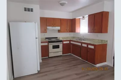 2015 Wickieup, Kingman, AZ 86401 - Photo 4