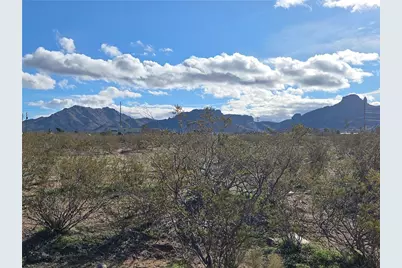000 Butterfly Drive, Dolan Springs, AZ 86441 - Photo 1
