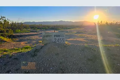 2455 Lone Ranger Road, Yucca, AZ 86438 - Photo 2