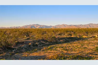 2455 Lone Ranger Road, Yucca, AZ 86438 - Photo 14