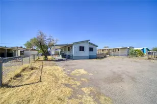 1096 Citrus St, Bullhead City, AZ 86442 - Photo 4
