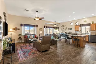 2821 E Singing Breeze Ln, Bullhead City, AZ 86429 - Photo 8