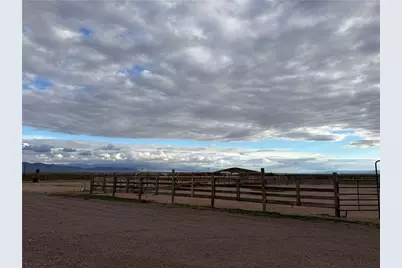 5938 Eden Road, Golden Valley, AZ 86413 - Photo 4