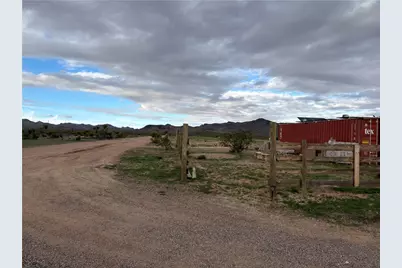 5938 Eden Road, Golden Valley, AZ 86413 - Photo 2