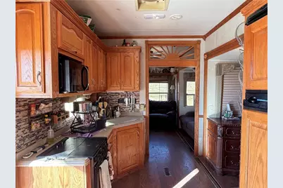 5938 Eden Road, Golden Valley, AZ 86413 - Photo 10