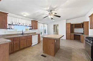 722 S Salt Rd, Golden Valley, AZ 86413 - Photo 16