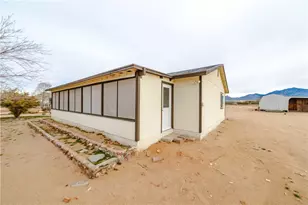 14948 N Canyon Dr, Dolan Springs, AZ 86441 - Photo 2