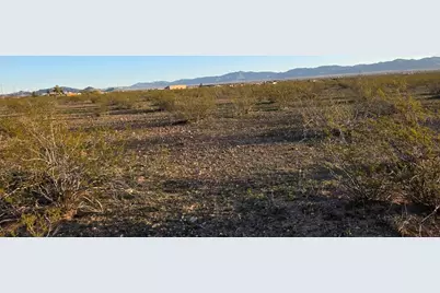 306-44-005A Estrella, Golden Valley, AZ 86413 - Photo 8