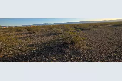 005A Estrella, Golden Valley, AZ 86413 - Photo 1