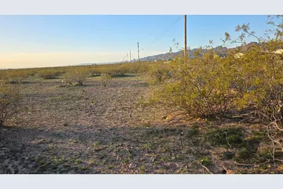 005B Estrella, Golden Valley, AZ 86413 - Photo 30
