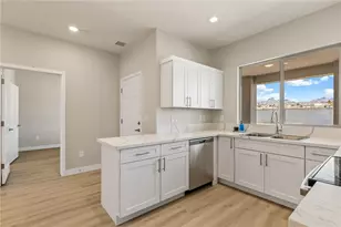 3360 Landon Dr, Bullhead City, AZ 86429 - Photo 8