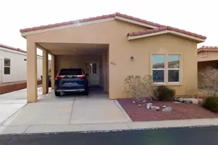 2286 Felipe Dr, Bullhead City, AZ 86442 - Photo 1