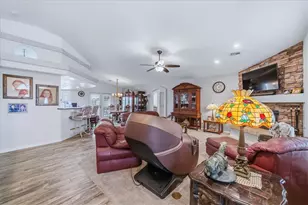 325 Pacific Dr, Lake Havasu, AZ 86406 - Photo 8