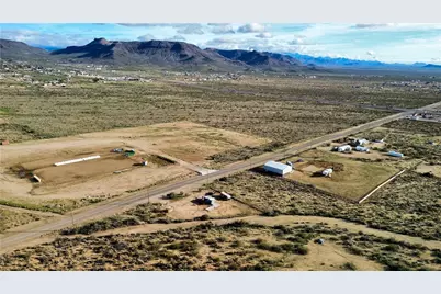 3373 N Bacobi Road, Golden Valley, AZ 86413 - Photo 6