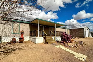 6119 W Chino Dr, Golden Valley, AZ 86413 - Photo 2