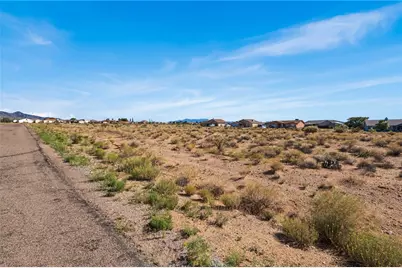 6915 E Rio Verde Drive, Kingman, AZ 86401 - Photo 8