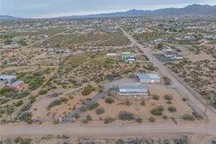 4275 W Abrigo Dr, Golden Valley, AZ 86413 - Photo 36