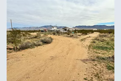 6766 N Stewart Mountain Road, Golden Valley, AZ 86413 - Photo 2