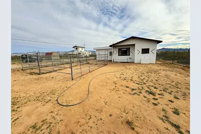 6766 N Stewart Mountain Road, Golden Valley, AZ 86413 - Photo 22