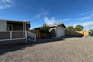 1795 Surf and Sand Dr, Bullhead City, AZ 86442 - Photo 4