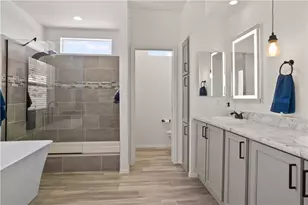 18205 E Globe Willow Dr, Kingman, AZ 86401 - Photo 12