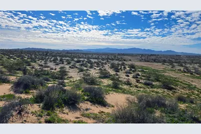 207-22-011 S Faye Avenue, Yucca, AZ 86438 - Photo 8