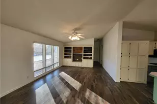 27151 N Apple Dr, Meadview, AZ 86444 - Photo 10