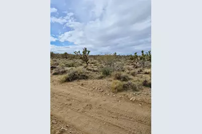 327-07-392 Saddle Drive, Dolan Springs, AZ 86441 - Photo 4