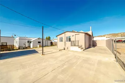310 E Oak Street, Kingman, AZ 86401 - Photo 32