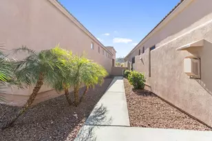 1081 Desert Marigold Cir, Bullhead City, AZ 86429 - Photo 40