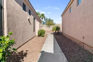 1081 Desert Marigold Cir, Bullhead City, AZ 86429 - Photo 42