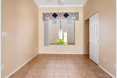 1081 Desert Marigold Circle, Bullhead City, AZ 86429 - Photo 8