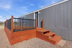 4310 N Canelo Rd, Golden Valley, AZ 86413 - Photo 6