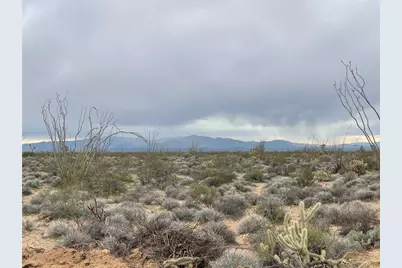 1 S Desert View Road, Yucca, AZ 86438 - Photo 2