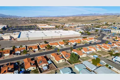 1676 Ash Avenue, Bullhead City, AZ 86442 - Photo 46