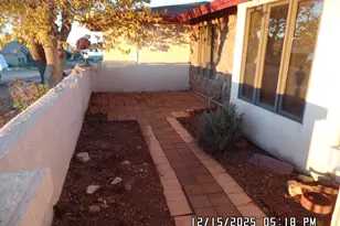 2080 Seneca St, Kingman, AZ 86401 - Photo 2