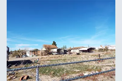 17305 N Lost Mine Drive, Dolan Springs, AZ 86441 - Photo 4